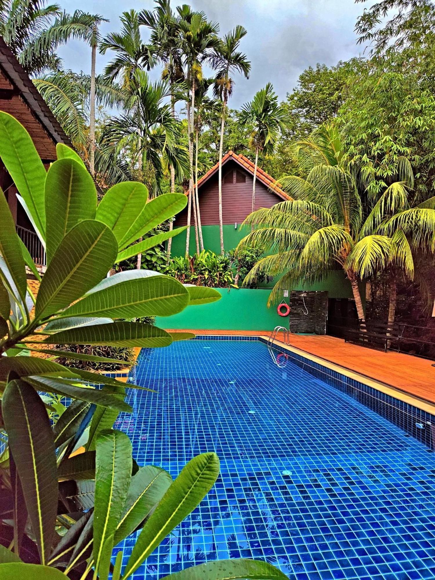 Phuket Jungle Experience Resort Karon Esterno foto